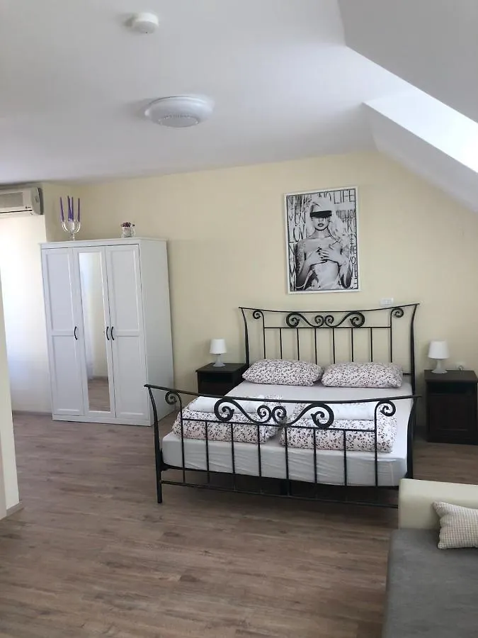 לובליאנה Apartments Maria בית הארחה